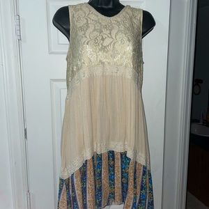 ❗️3 for $21❗️Beautiful lace dress